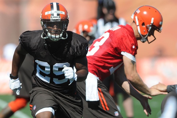 Duke Johnson Returns to Practice in Limited Role
