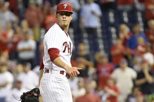Astros Reportedly Acquire Closer Ken Giles from the Phillies