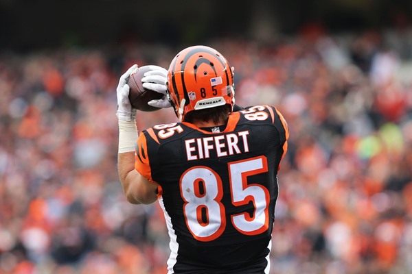 Tyler Eifert Ruled Out for Week 15