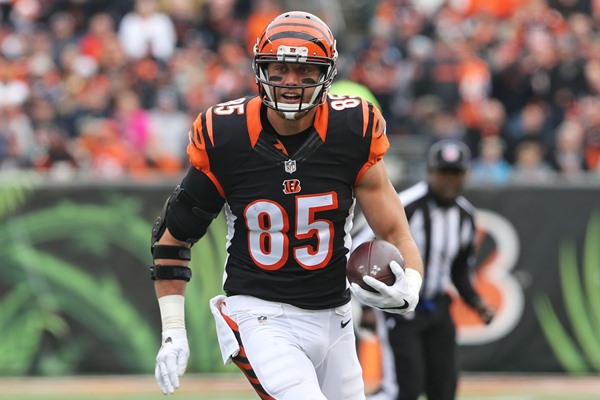 Tyler Eifert to Return, and Other Week 17 NFL Injury Updates