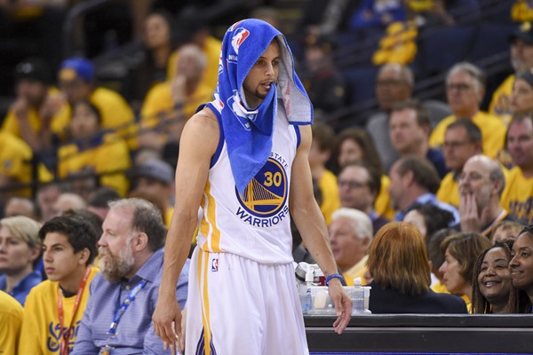 Stephen Curry "Questionable" for Game 2