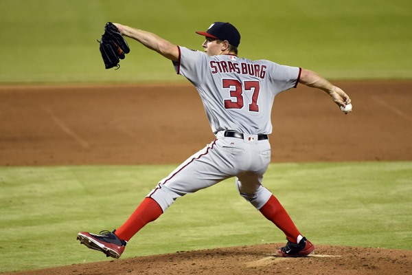 Daily Fantasy Baseball Picks: April 24, 2016