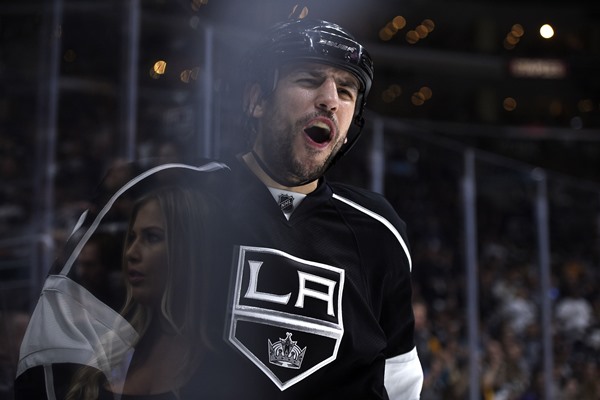Milan Lucic Signs Seven Year, $42M Deal with Edmonton Oilers
