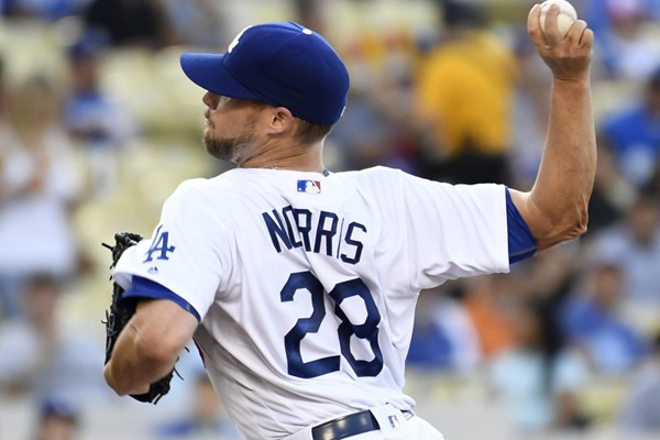 Bud Norris Dominates in Dodgers Debut
