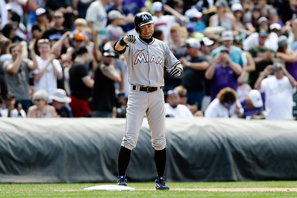 Ichiro Suzuki Reaches 3,000-Hit Plateau 