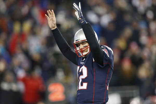 Tom Brady, Patriots Ovecome Turnovers to Beat the Texans 