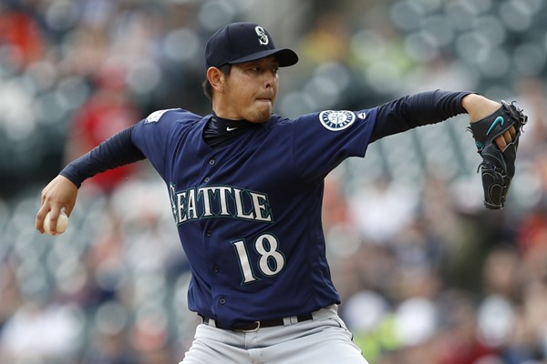 Injury Alert: Mariners Starting Pitcher Hisashi Iwakuma Out At Least a Month