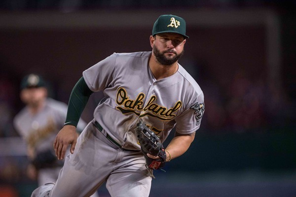 Yonder Alonso's X-Rays Negative, Out of Lineup Wednesday 