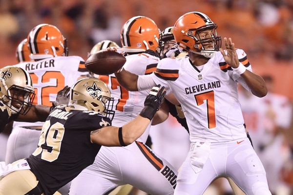 Fantasy Slant: Browns Rookie QB DeShone Kizer Shows up Big Time in Preseason Debut 