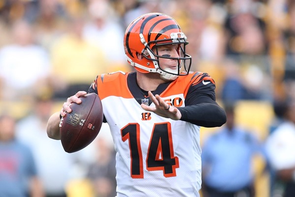 DraftKings Fantasy Football Week 8: Building an Optimal Lineup