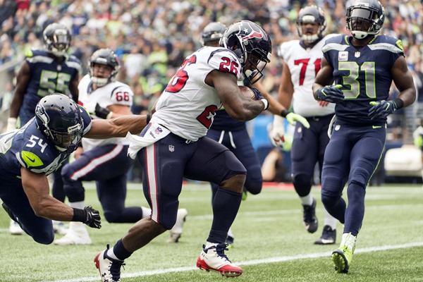 FanDuel Fantasy Football Week 9: Evaluating the Running Backs