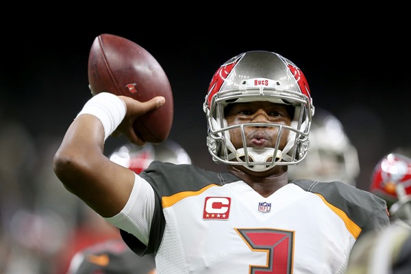 Fantasy Impact: Buccaneers QB Jameis Winston (Shoulder) to Miss Several Weeks