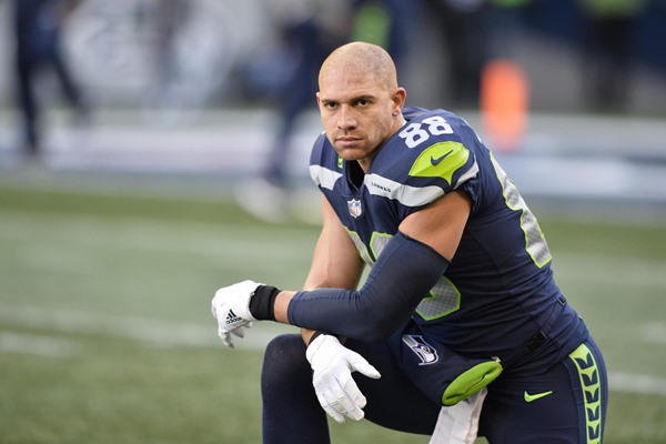 Fantasy Spin: Packers Sign TE Jimmy Graham