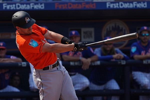 Fantasy Spin: Marlins C J.T. Realmuto Activated Off Disabled List