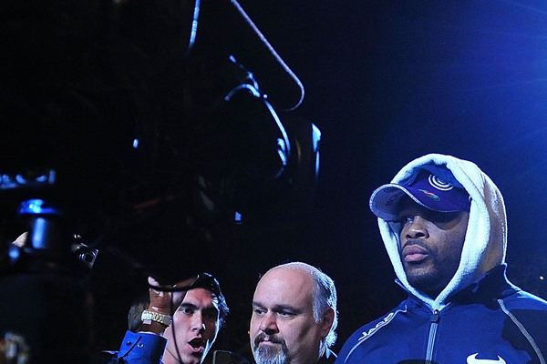 UFC News: Rashad Evans May Drop to Middleweight with Loss to Dan Henderson