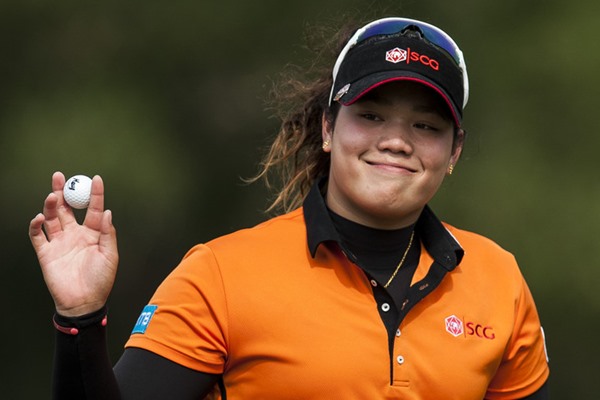 Ariya Jutanugarn Leads After First Round at LPGA Lotte Championship 
