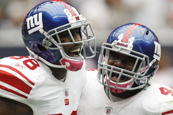 Breaking Fantasy News: Hakeem Nicks and Ahmad Bradshaw Will Not Play Thursday Night 