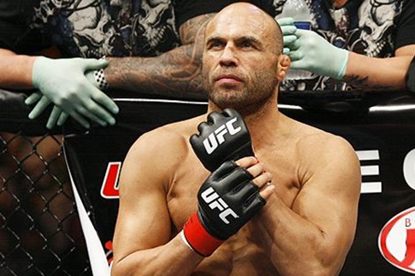 Randy Couture on Antonio Silva: ‘You Can’t Play Around with Guys that Size’  