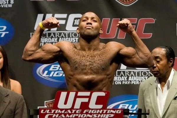 Josh Samman Out, John Howard Gets Hometown Crowd Against Uriah Hall in August