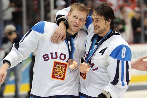 NHL 2013-14 Fantasy Hockey Versus Series: Pekka Rinne vs. Antti Niemi