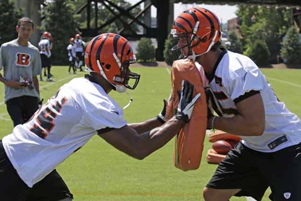 Biggest Fantasy Tight End Duds from Week 3