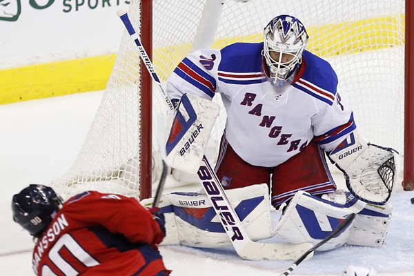 NHL 2013-14: Can Henrik Lundqvist and the New York Rangers Save Their Season?