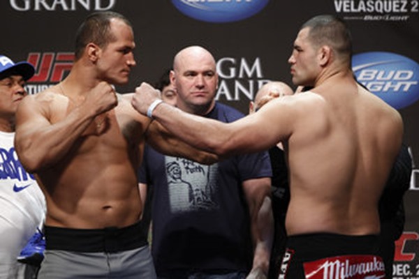  Junior dos Santos: Cain ‘Didn’t Prove He Was the Better Fighter’ at UFC 166