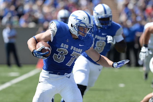 Fantasy College Football: Studs and Duds from Week 10