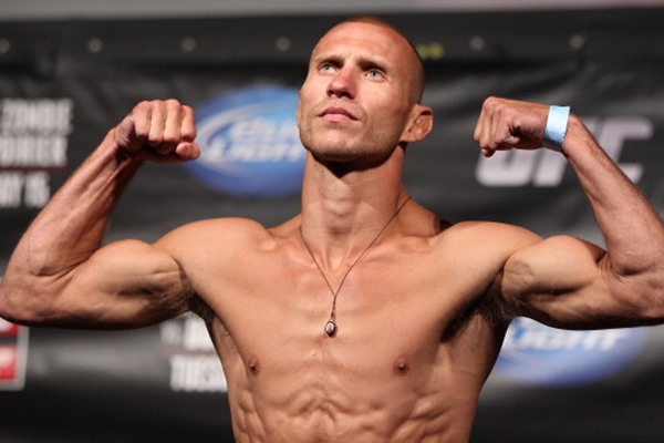 UFC Lightweight Donald Cerrone: ‘I Spent All My Money and Now I'm Broke’