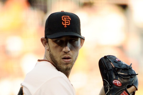 World Series Game 2: Giants’ Bumgarner, Momentary Heroics Put Tigers in 2-0 Hole