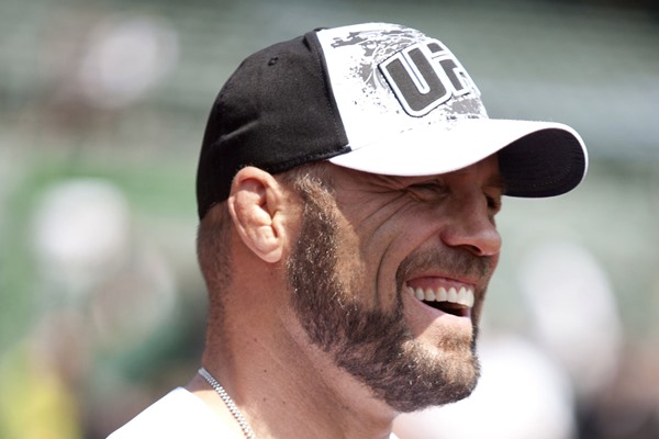 UFC News: Couture Says Sonnen has a Great Chance to Beat Jones