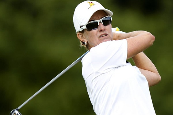 LPGA: Angela Stanford Making a Move in Singapore, But Karrie Webb Still Leads