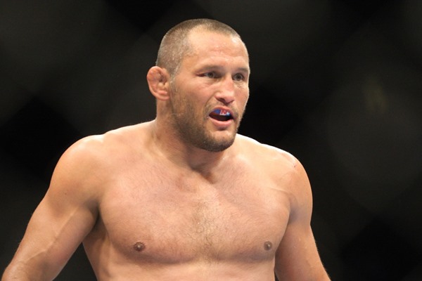 Following Devastating Knockout Over ‘Shogun’, Dan Henderson Still Eyeing UFC Title