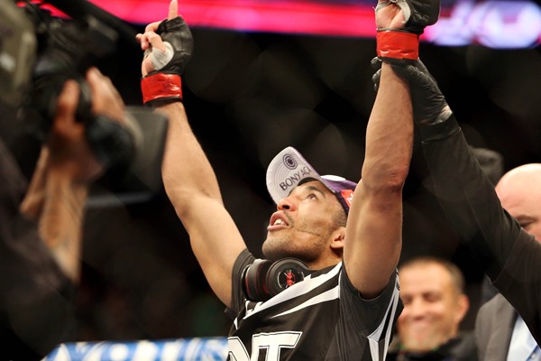 Jose Aldo vs. Chad Mendes Featherweight Title Rematch Set for UFC 176 on August 2