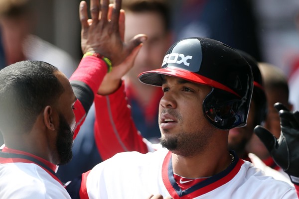 Fantasy Baseball: Sell High on Jose Abreu