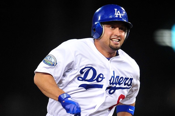 Curious Moves: Boston Red Sox Sign OF Shane Victorino
