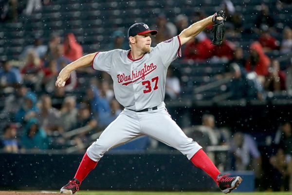 Picking One Under-the-Radar World Series Contende From Each League