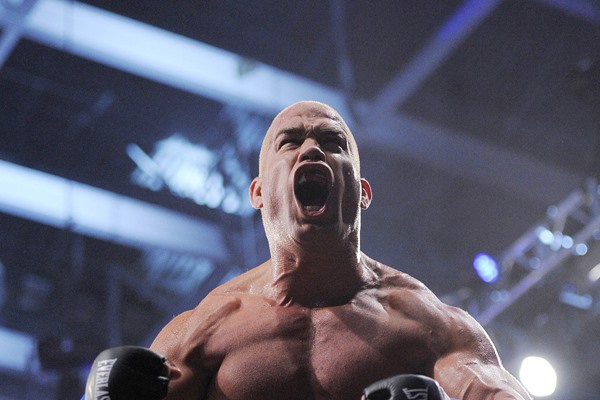 Bellator 131: Tito Ortiz Bests Stephan Bonnar, Ortiz Fined for Post-Fight Antics