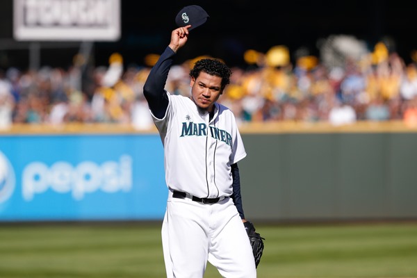 Projecting the Top-10 Starting Pitchers in MLB