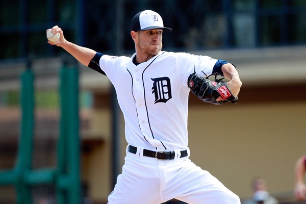 Daily Fantasy Baseball Picks: April 9, 2015